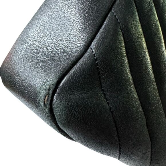 YSL Chevron Zippered Tote - Picture 9 of 16